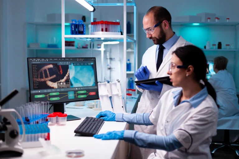 How Pharmaceutical Companies Use Drug Data APIs for Faster Product Development